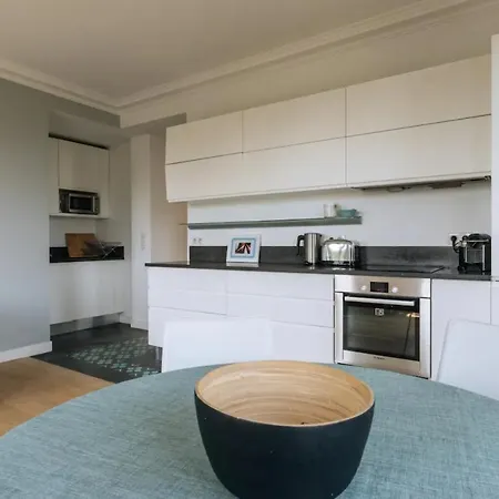 Apartment Central&spacious 2bd For 4 In Champs Elysees *